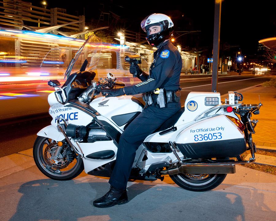 Arizona motor officer at traffic stop